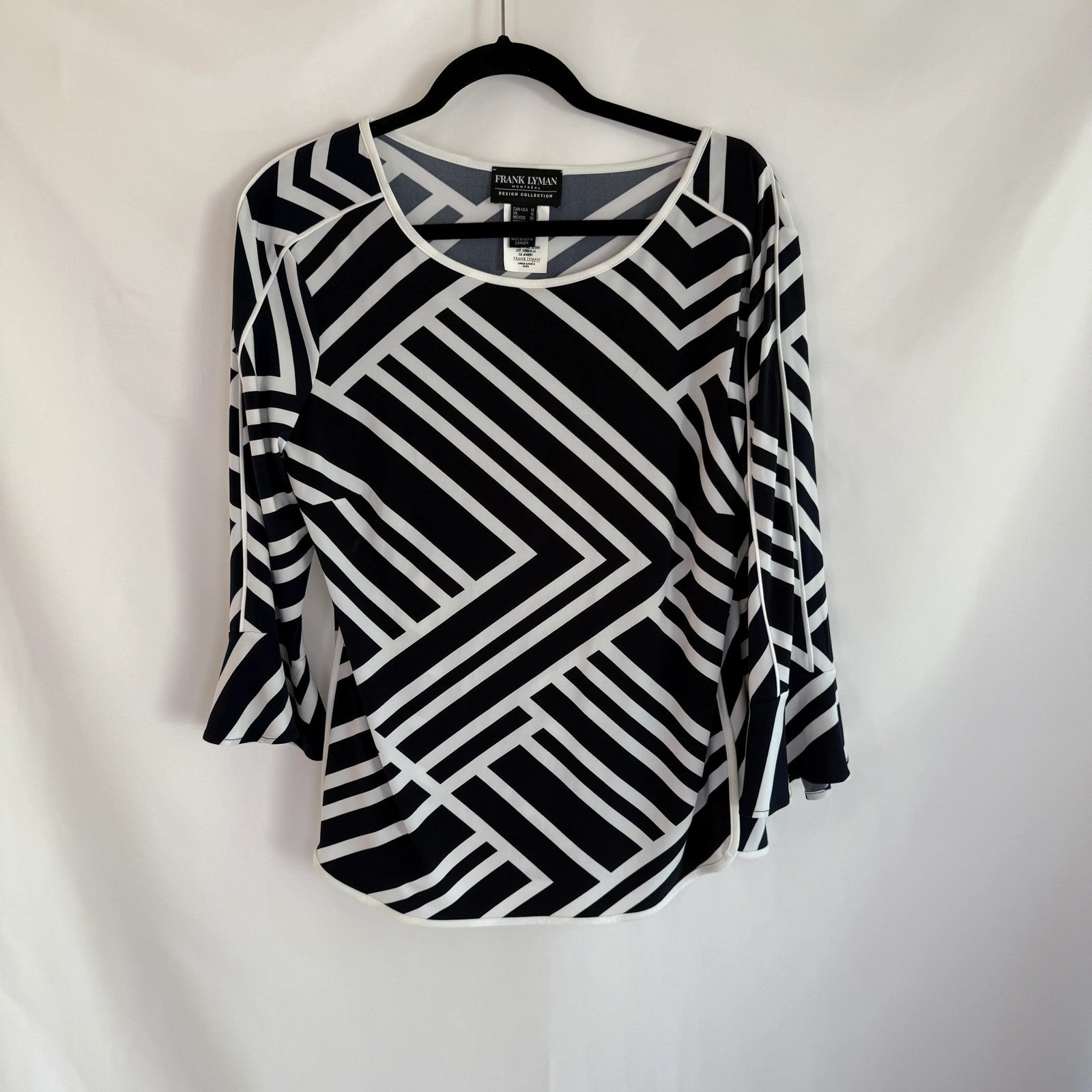 Frank Lyman Navy & White Top Size 14