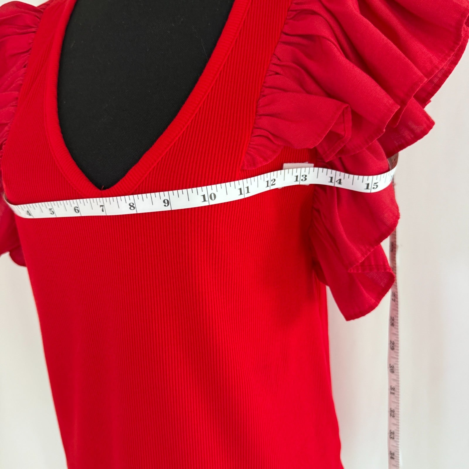 Tuckernuck Red Flutter Sleeve Tee Size L