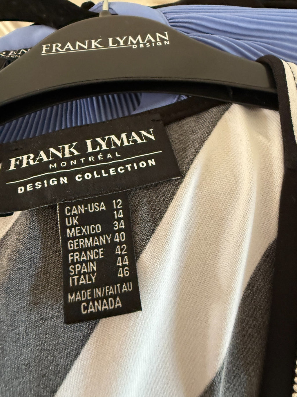 Frank Lyman Sleeveless tunic in black & white stripes with glitter Size 12