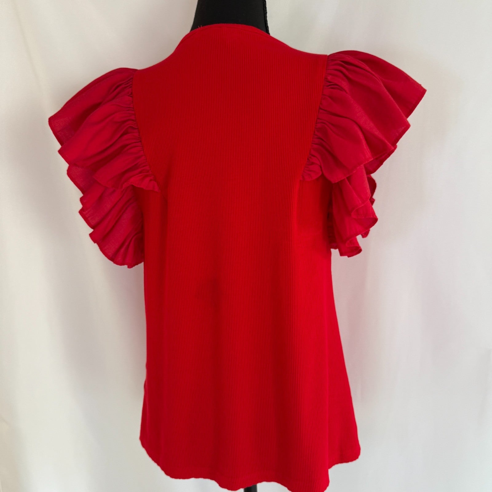 Tuckernuck Red Flutter Sleeve Tee Size L