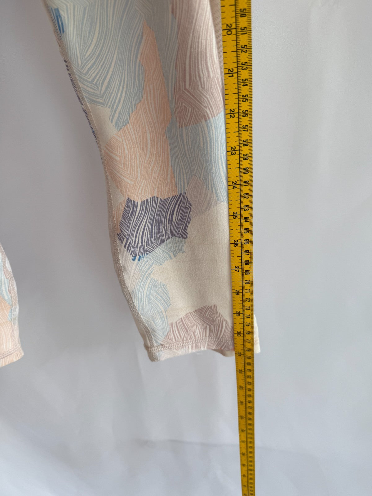 Fabletics Multi Colored White Pink & Purple Crop Leggings Size L