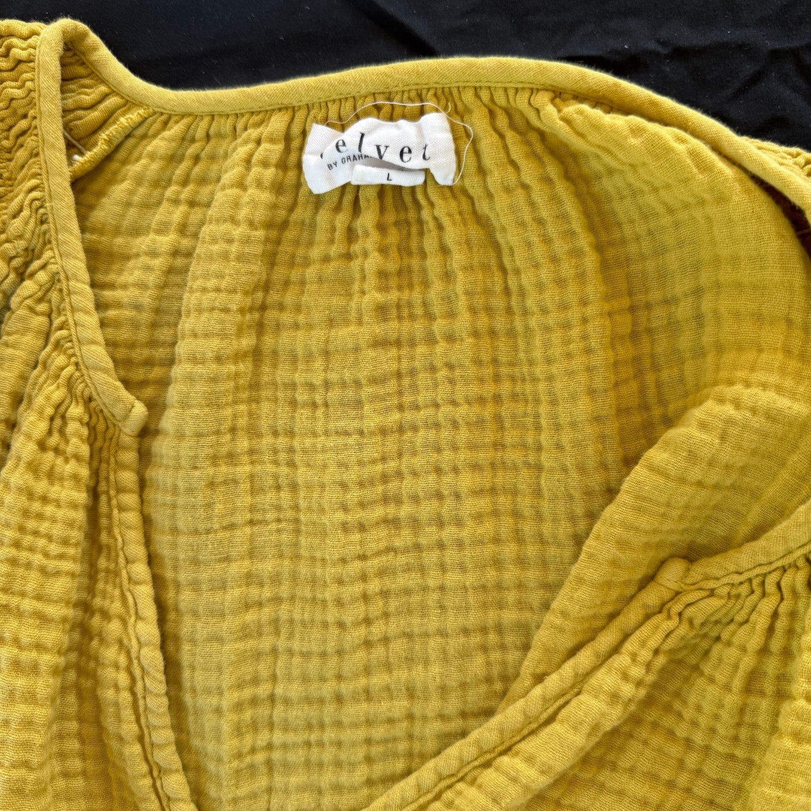 Velvet by Graham and Spencer Gold Gauze V-Neck Tee Size L
