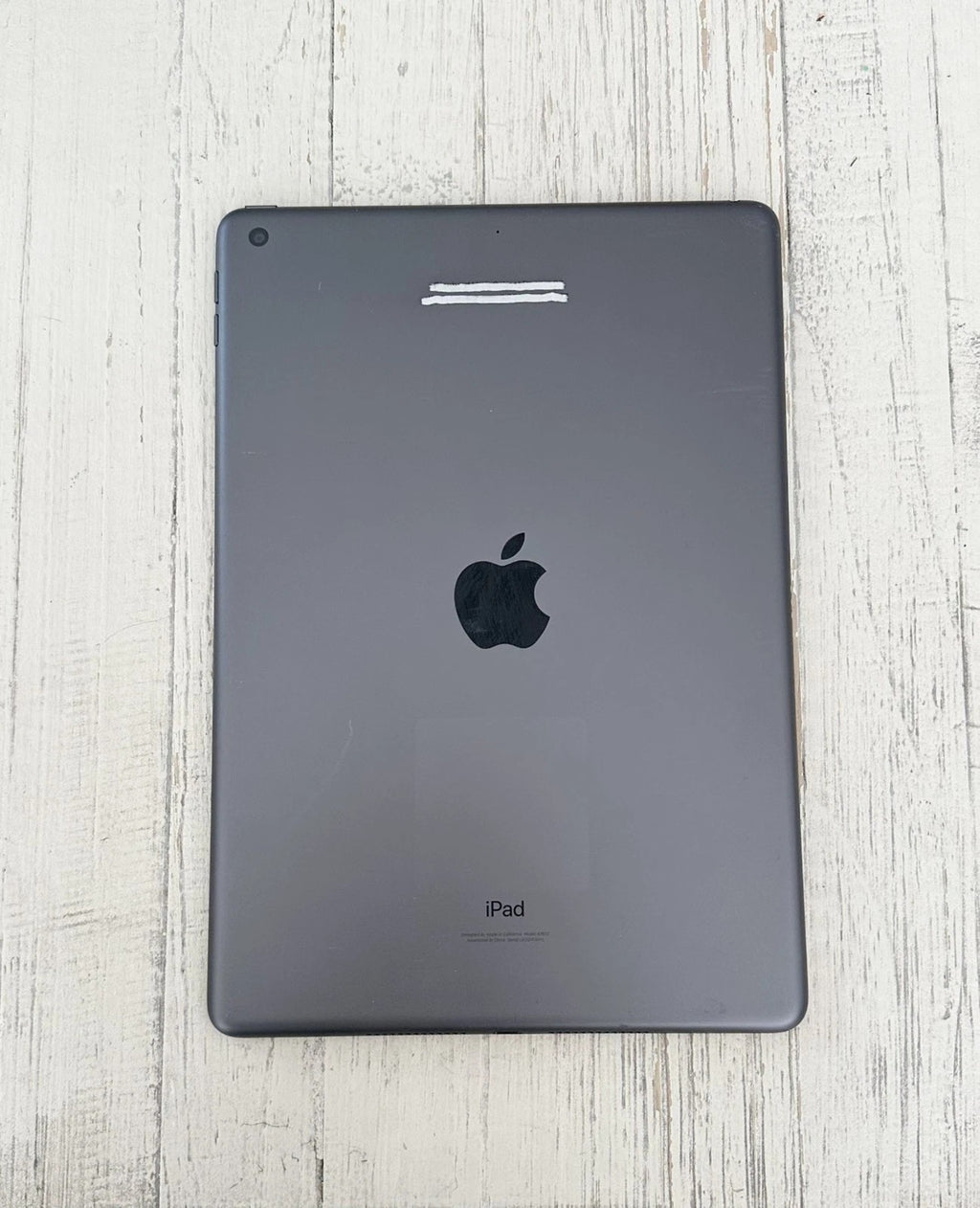 Apple iPad Air (3rd Gen) 256 GB, Wi-Fi + 4G, 10.5" Space Gray & keyboard