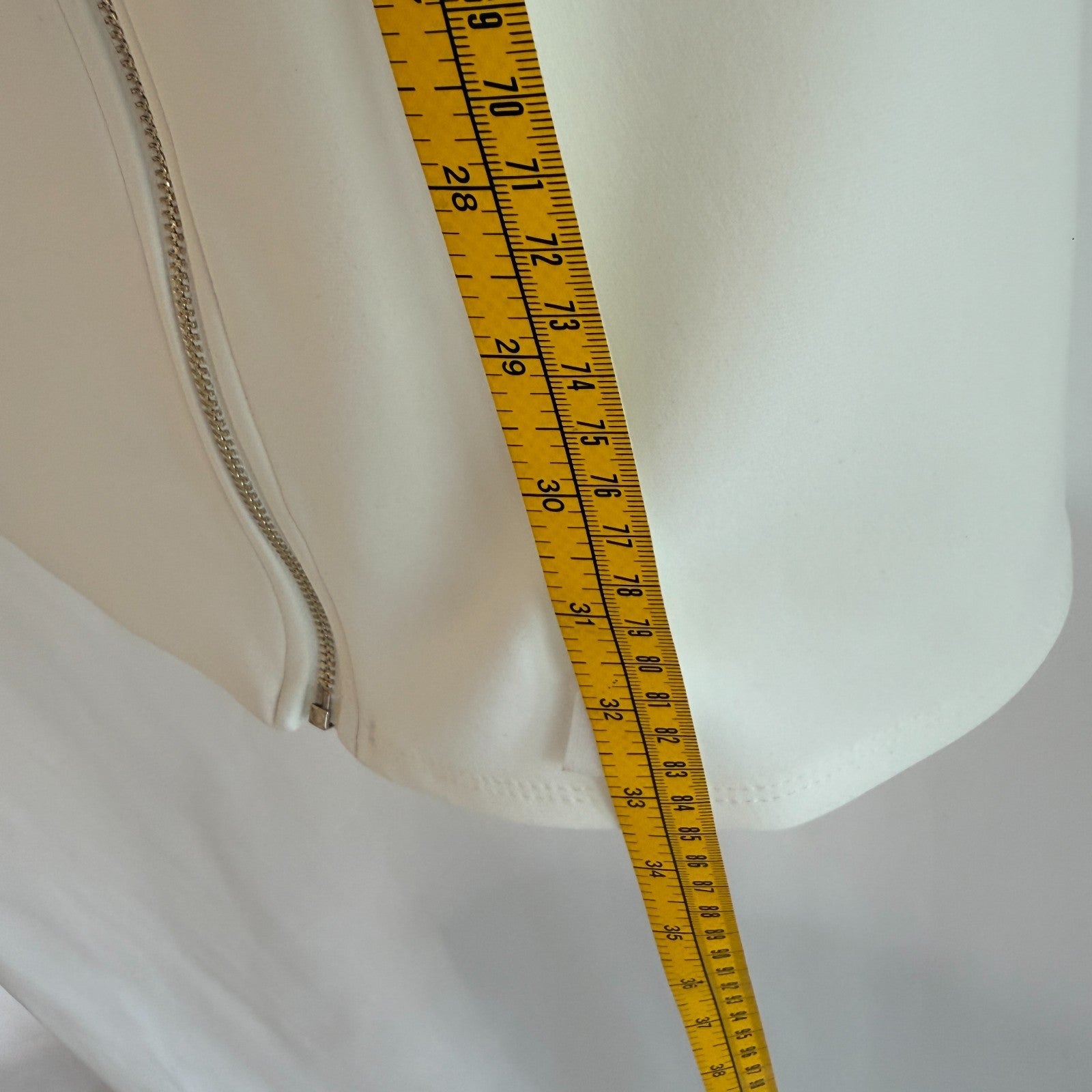 Very Smart Frank Lyman Zippered Jacket/Tunic Size Size 14